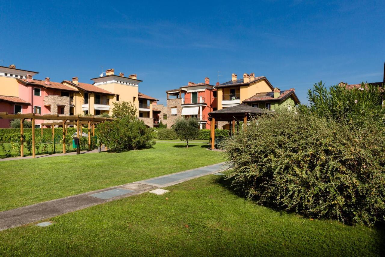 Appartamento Corina Sirmione Exterior photo